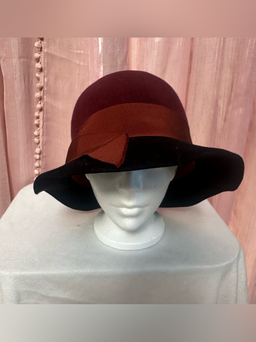 Burberry Two-Tone Cloche Hat in Burgundy, Black and Brown Trim